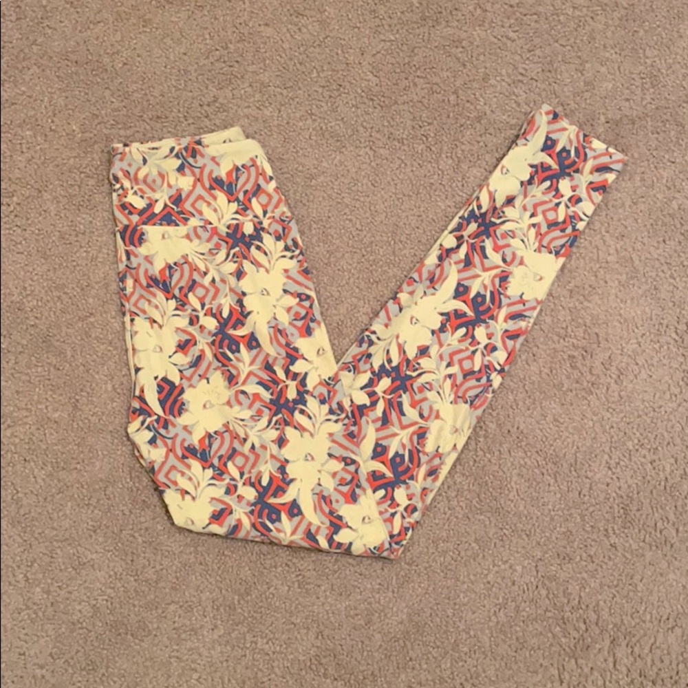 Lularoe OS leggings!